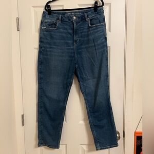 American Eagle Stretch Curvy Mom Jeans